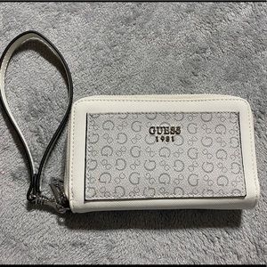 Double zip guess wristlet